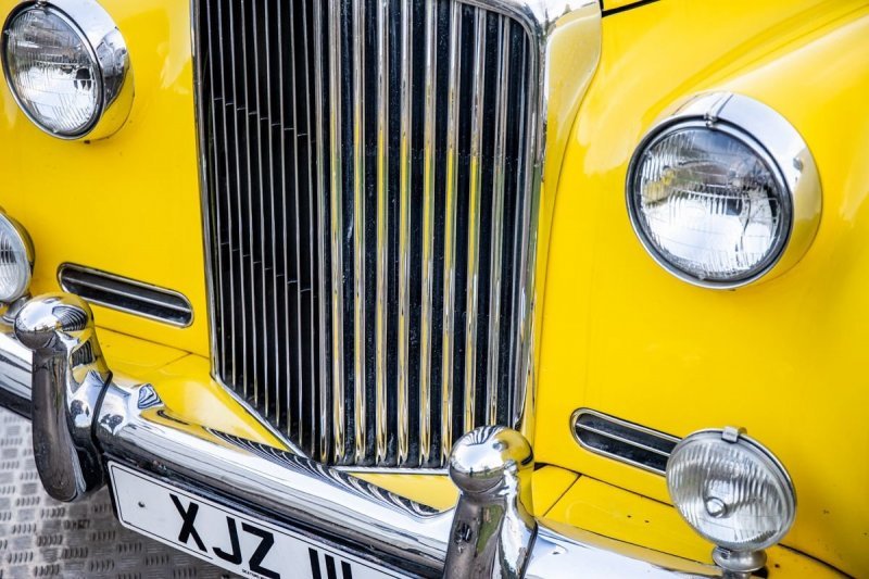 Уникальный ретро-пикап на базе Bentley продадут с аукциона   авто