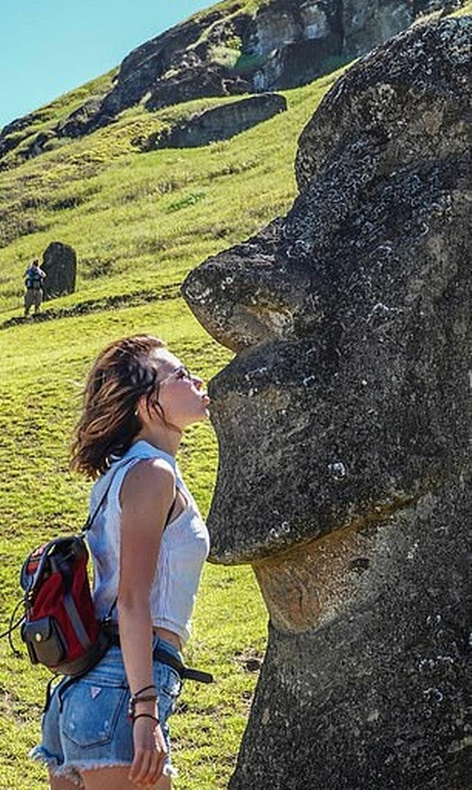 Древние реликвии острова Пасхи оказались под угрозой из-за туристов Путешествия,фото