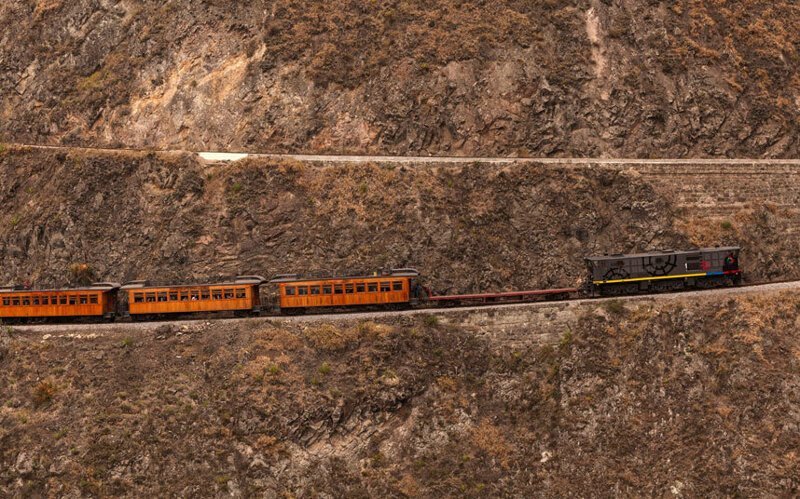 Ужасающие железные дороги со всего мира Путешествия,фото