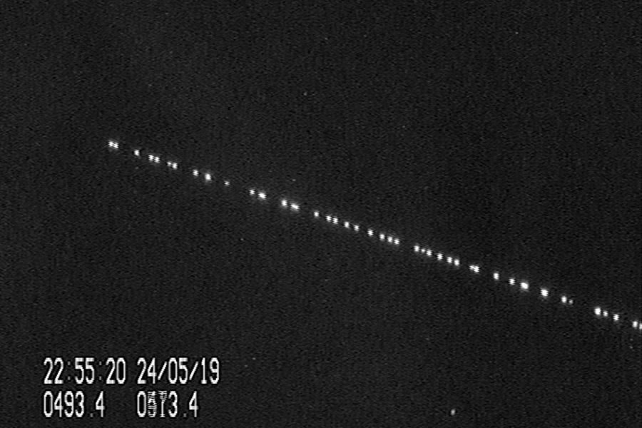 Спутники Starlink засняли с Земли Космос