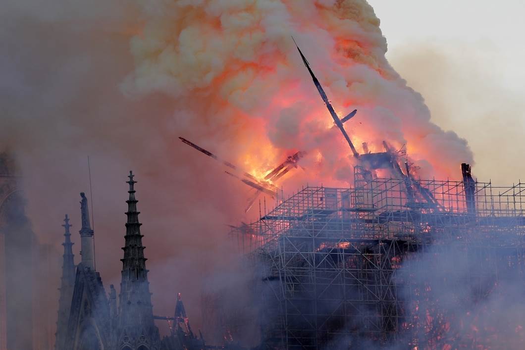 Пожар в соборе Парижской Богоматери 15.04.2019 новости в фотографиях, 2019, апрель, видео, новости, париж, пожары, фото, франция