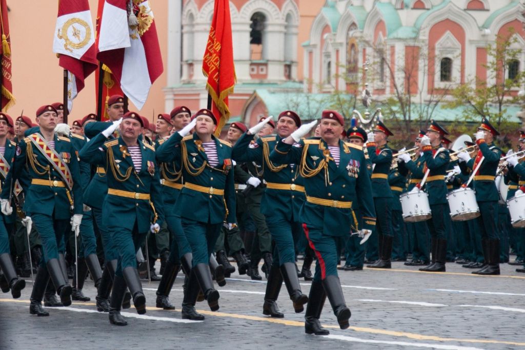 Демонстрация внутренних войск РФ: для чего это нужно? Армия и флот