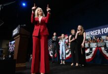 Повышение Счетов за Электричество Подталкивает к Победам Демократов, но Новые Вызовы Надвигаются