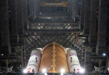 NASA готується до запуску пілотованої місії Artemis 2 на Місяць