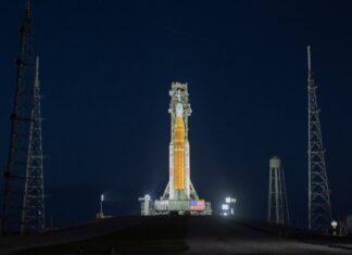 NASA retrasa misión lunar Artemis II a marzo debido a fugas de hidrógeno