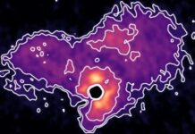 Вмираюча зірка викинула хмару у формі серця до Дня святого Валентина